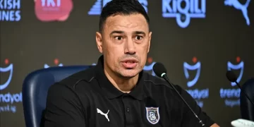 Başakşehir, Çağdaş Atan ile yollarını ayırdı!