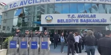 CHP’li Avcılar ve Beşiktaş belediyelerine operasyon: 7 kişi gözaltında