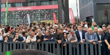 CHP İstanbul İl Başkanlığı önünde gelişmeler neler?