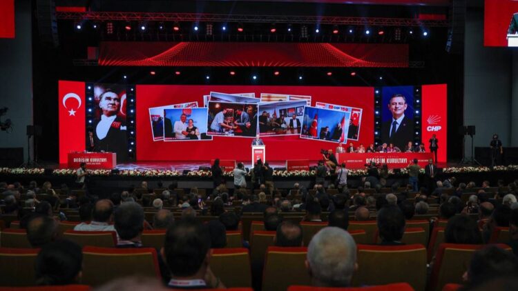 CHP'nin Olağanüstü Kurultayı iptal edilsin talebi reddedildi.