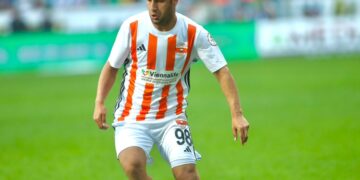 Dersim Spor’a, 3 golle kaybeden Adanaspor kupaya veda etti!
