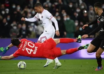 Göztepe’den Rennes Çıkarması! Doğan ve Bertuğ, İzmir Yolcusu!