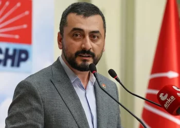 CHP eski genel başkan yardımcısı siyaseti bıraktı!