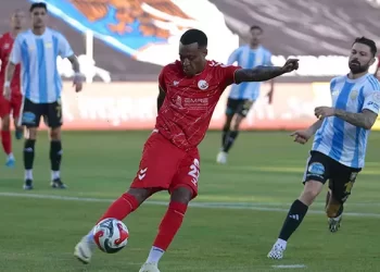 Erzurumspor FK-Ankara Keçiörengücü maçında kazanan yok!