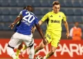 Fenerbahçe, 10 kişilik Kasımpaşa ile yenişemedi! Fenerbahçe, 10 kişilik Kasımpaşa ile yenişemedi!