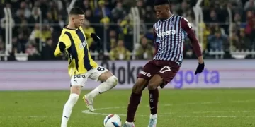Fenerbahçe-Trabzonspor maçının saati değişti!