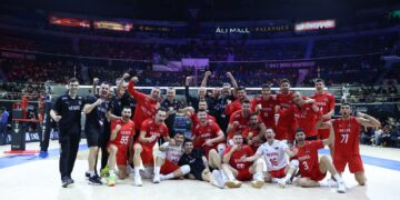 Filenin Efeleri, Japonya’yı set vermeden geçti!