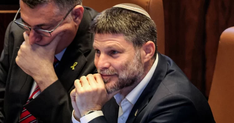 İsrail Maliye Bakanı Bezalel Smotrich, Gazze Şeridi’nin tamamının işgal ve ilhak edilmesini savunarak, 7 Ekim 2023’ten bu yana 65 binden fazla Filistinlinin hayatını kaybettiği bölgede büyük bir emlak ganimeti bulunduğunu ve bu ganimeti ABD ile paylaşacaklarını açıkladı.