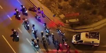 İstanbul’da trafikte tehlike saçan motosikletliler yakalandı