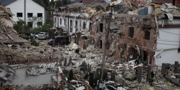 Savaşın en şiddetli saldırısı: Kiev bombalarla sarsıldı, Polonya jetleri havalandı