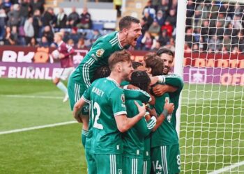 Liverpool, Burnley’i tek golle geçti!