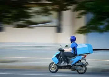 Bakan Uraloğlu: 72 binden fazla motokurye kayıt altına alındı Bakan Uraloğlu: 72 binden fazla motokurye kayıt altına alındı