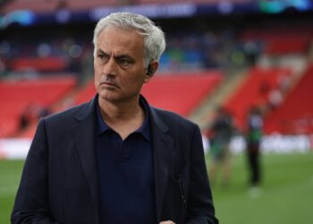 Jose Mourinho'nun Yeni Adresi Benfica! Jose Mourinho’nun Yeni Adresi Benfica!