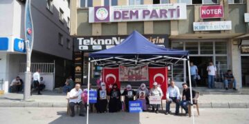 Muşlu ailelerin, evlat nöbetinde umutlu bekleyişi sürüyor!