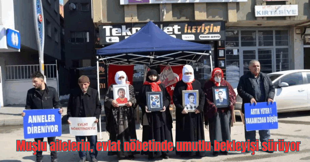 muslu ailelerin evlat nobetinde umutlu bekleyisi suruyorx habermeydan