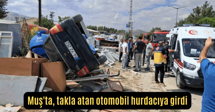 musta takla atan otomobil hurdaciya girdi habermeydan
