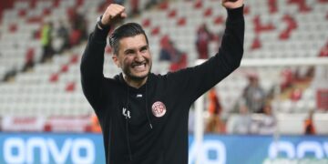 Başakşehir’de Nuri Şahin Dönemi Başladı!