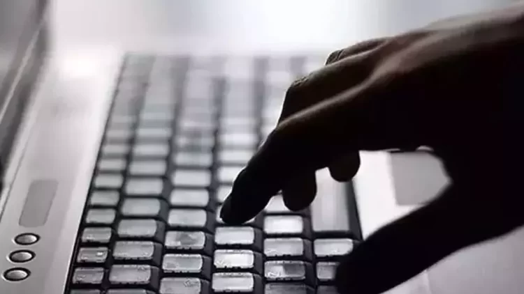 Ticaret Bakanlığı Reklam Kurulu’nun incelemesinde, bazı YouTube ve sosyal medya hesaplarında kullanıcılar tarafından yapılan paylaşımlarda yasa dışı bahis ve kumar tanıtımlarına yer verildiği tespit edildi.