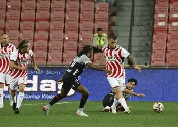 Samsunspor, Fatih Karagümrük'ü uzatmada yıktı! Samsunspor, Fatih Karagümrük’ü uzatmada yıktı!