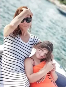 senay Akay Benim esim ilk askim 15 yasinda asik oldugum adam1 habermeydan