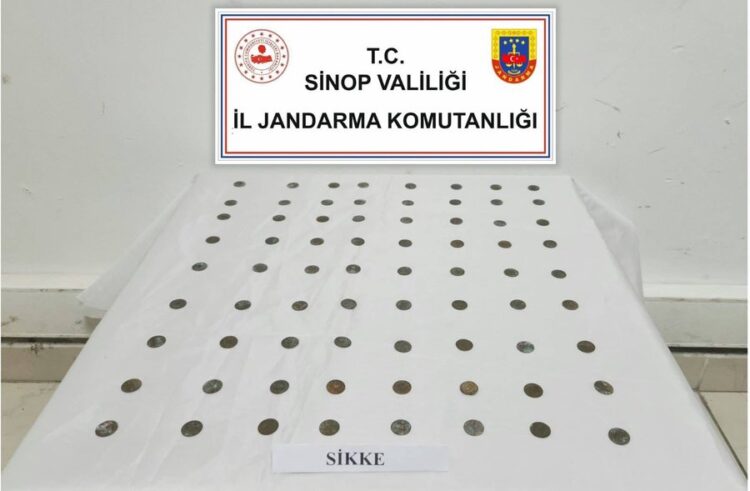 sinopta jandarmadan tarihi eser kacakcilarina operasyon habermeydan