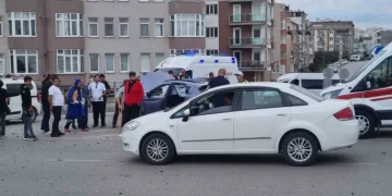 Sinop’ta trafik kazası: 2 yaralı