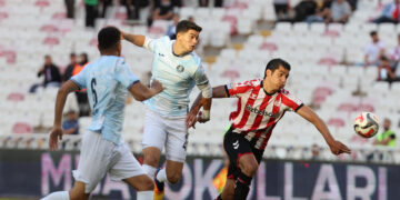 Sivasspor, Adana Demirspor’u 5 golle geçti!