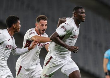 Trabzonspor, Karagümrük deplasmanında 3 puanı 4 golle aldı!