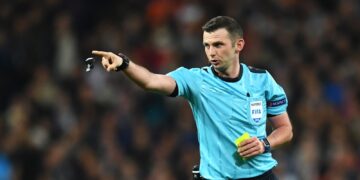 Türkiye-İspanya maçının hakemleri açıklandı!