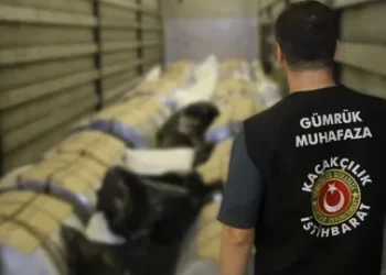 Gümrük muhafaza ekipleri 2,7 milyar liralık uyuşturucu ele geçirdi