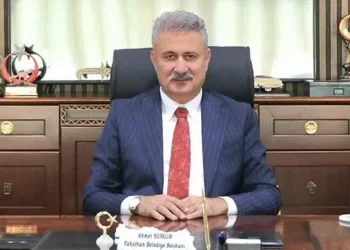 AKP’li Belediye Başkanı rüşvet soruşturmasında tutuklandı