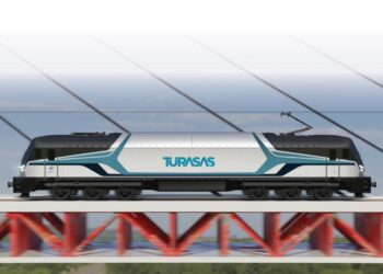 Türkiye’nin yerli ve milli ilk 6 akslı elektrikli lokomotifi üretilecek