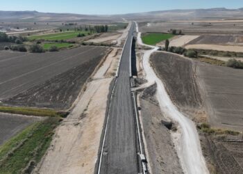 Ankara-İzmir YHT Hattı 505 Kilometre Uzunluğunda Olacak