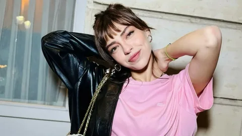 Aslıhan Malbora'dan sevgilisi Çağatay Ulusoy'a destek Aslihan Malboradan sevgilisi cagatay Ulusoya destek habermeydan