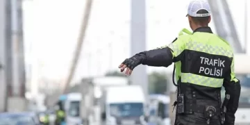 Bakan Yerlikaya: ‘Dur’ İhtarına Uymayan Sürücüler Yüzünden 9 Şehit Verdik