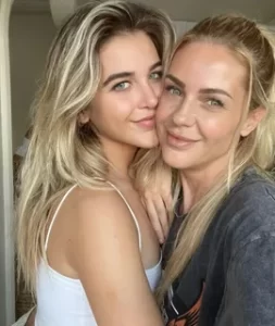 Emine un kiziyla fotografini paylasti1 habermeydan