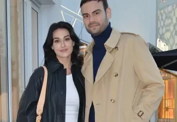 Faruk Sabancı’dan Esra Bilgiç’e İtalya’da romantik kutlama