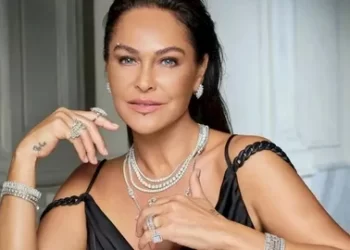 Hülya Avşar yıllara meydan okuyor! işte yeni imaj Hülya Avşar yıllara meydan okuyor! işte yeni imaj