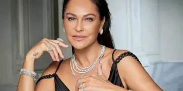Hülya Avşar yıllara meydan okuyor! işte yeni imaj Hülya Avşar yıllara meydan okuyor! işte yeni imaj
