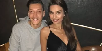 Mesut Özil’in eşi Amine Gülşe iddiaları yalanladı