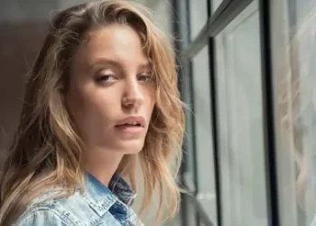 Serenay Sarıkaya reklamdan 32 milyon TL aldı