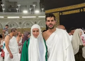 Tolga Mendi ve Damla Can, Umre’de