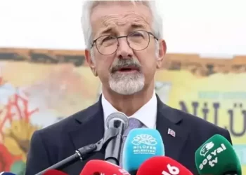 Eski Nilüfer Belediye Başkanı Turgay Erdem gözaltına alındı