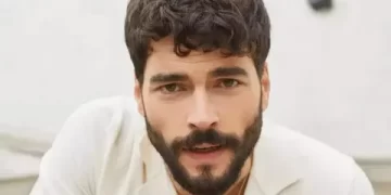 Veliaht dizisinin Timur’u Akın Akınözü kimdir?