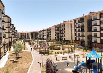 Bakan Kurum'dan “Yüzyılın Konut Projesi” İle İlgili Sorulara Yanıt Bakan Kurum’dan “Yüzyılın Konut Projesi” İle İlgili Sorulara Yanıt