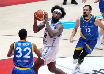 Aliağa Petkimspor, Corona Brasov'u farklı yendi! Aliağa Petkimspor, Corona Brasov’u farklı yendi!