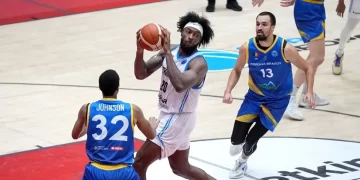 Aliağa Petkimspor, Corona Brasov’u farklı yendi!