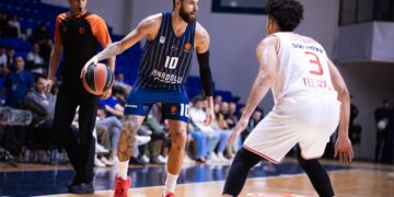 Anadolu Efes, Hapoel Tel Aviv’e Karadağ’da kaybetti!