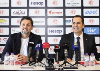 Antalyaspor, Erol Bulut’u duyurdu!