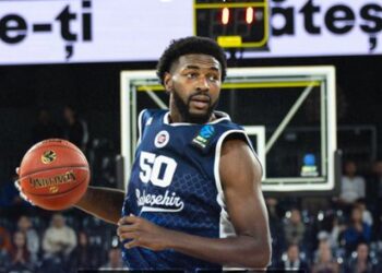 Bahçeşehir Koleji, Cluj Napoca’yı son çeyrekte geçti!